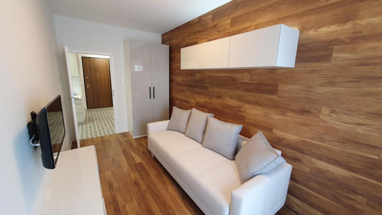 Zajezdnia Wrzeszcz Apartamenty Gdańsk Eksteriør billede