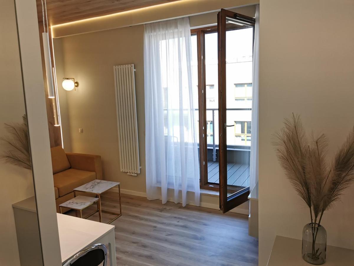 Zajezdnia Wrzeszcz Apartamenty Gdańsk Eksteriør billede