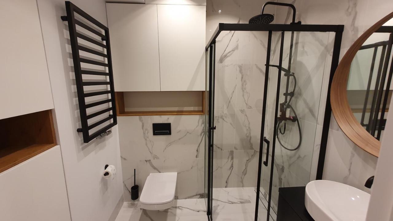 Zajezdnia Wrzeszcz Apartamenty Gdańsk Eksteriør billede